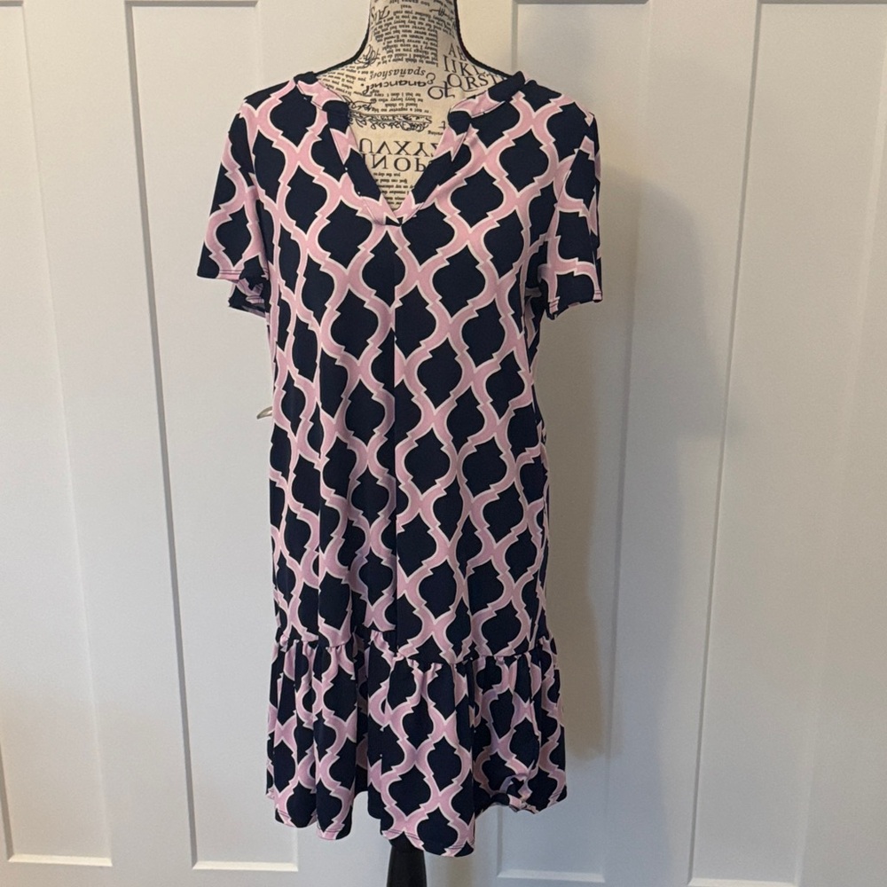 AGB Pink and Black Geometric Mini Dress